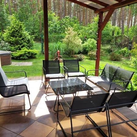Dom Wakacyjny Merlin Nad Jeziorem Jodlow Slawa Radzyn Ngoại thất bức ảnh