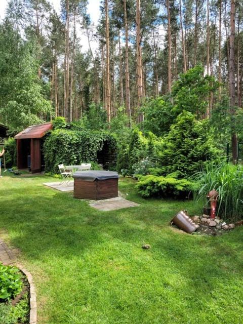 Dom Wakacyjny Merlin Nad Jeziorem Jodlow Slawa Radzyn Ngoại thất bức ảnh